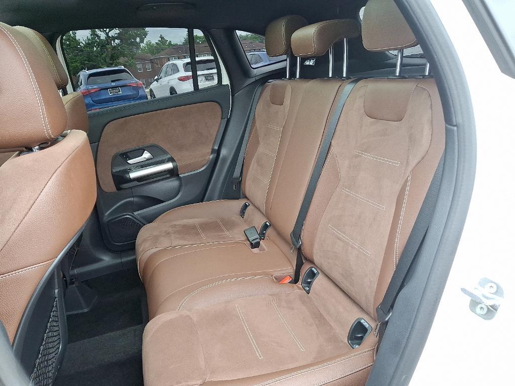 used 2025 Mercedes-Benz GLA 250 car, priced at $40,900