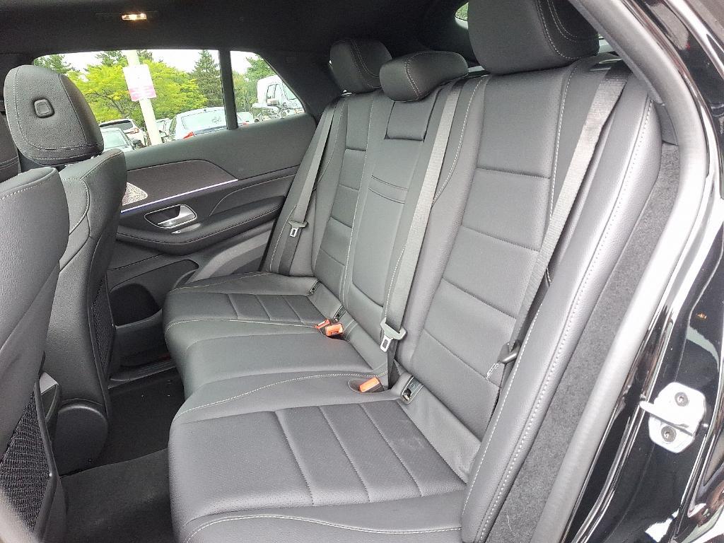 new 2026 Mercedes-Benz GLE 450 car, priced at $83,065