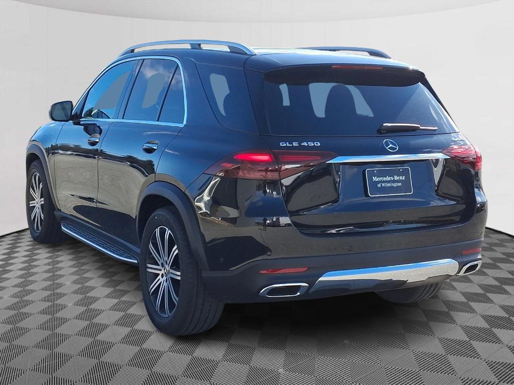 new 2025 Mercedes-Benz GLE 450 car, priced at $76,985