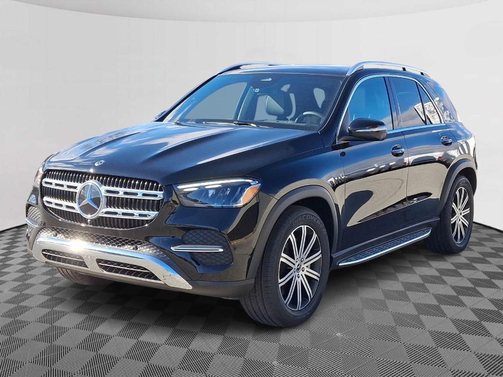 new 2025 Mercedes-Benz GLE 450 car, priced at $76,985