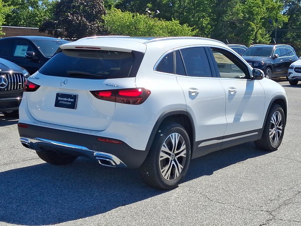 new 2026 Mercedes-Benz GLA 250 car, priced at $47,235