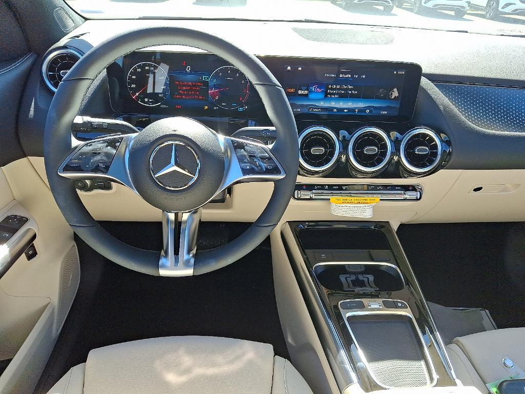 new 2026 Mercedes-Benz GLA 250 car, priced at $47,235
