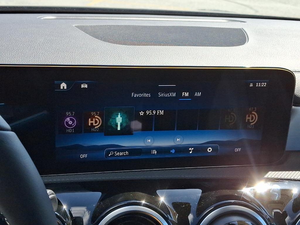 new 2025 Mercedes-Benz CLA 250 car