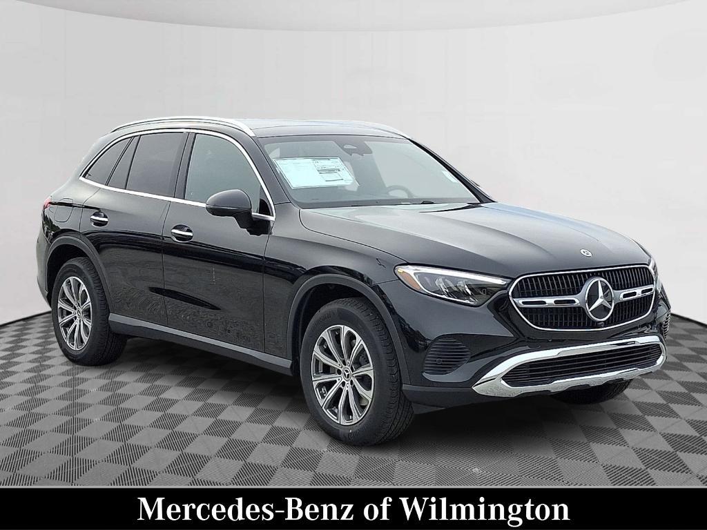 new 2026 Mercedes-Benz GLC 300 car