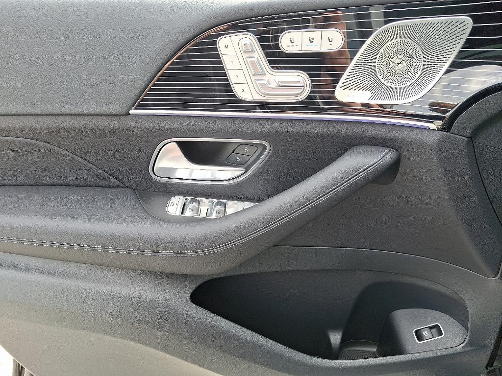 new 2026 Mercedes-Benz GLE 350 car, priced at $72,385