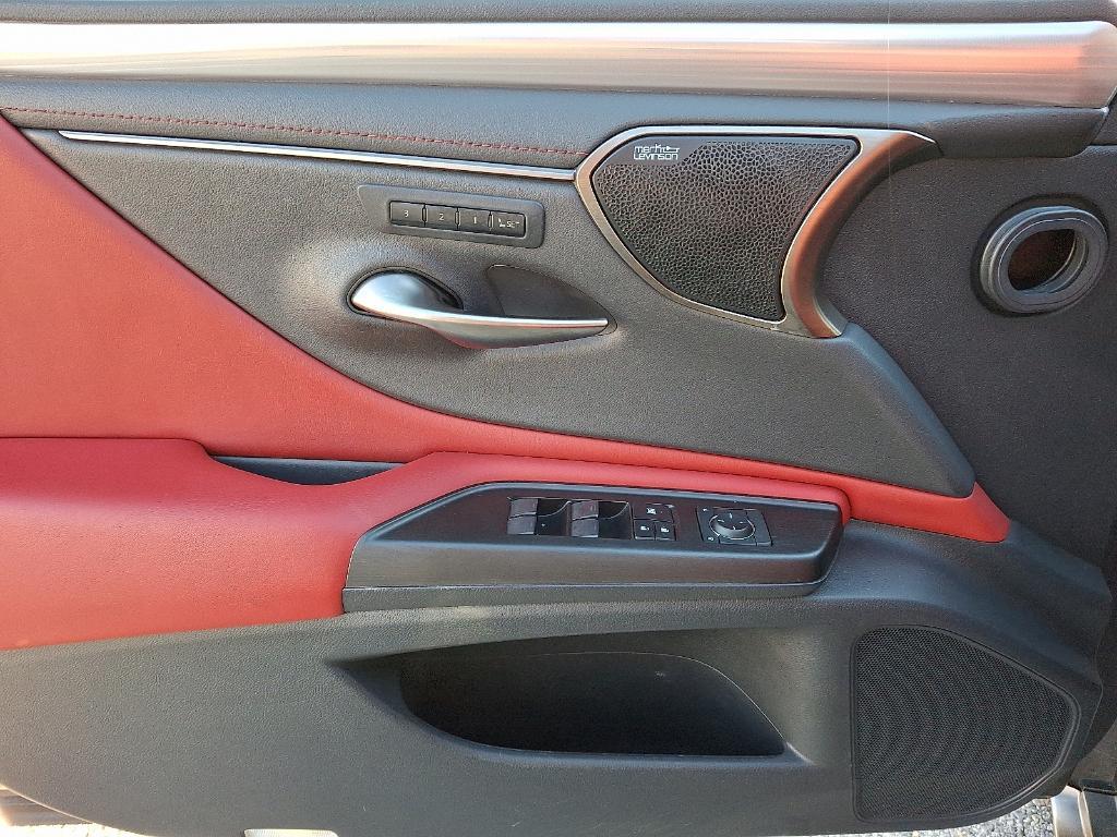 used 2019 Lexus ES 350 car, priced at $23,900