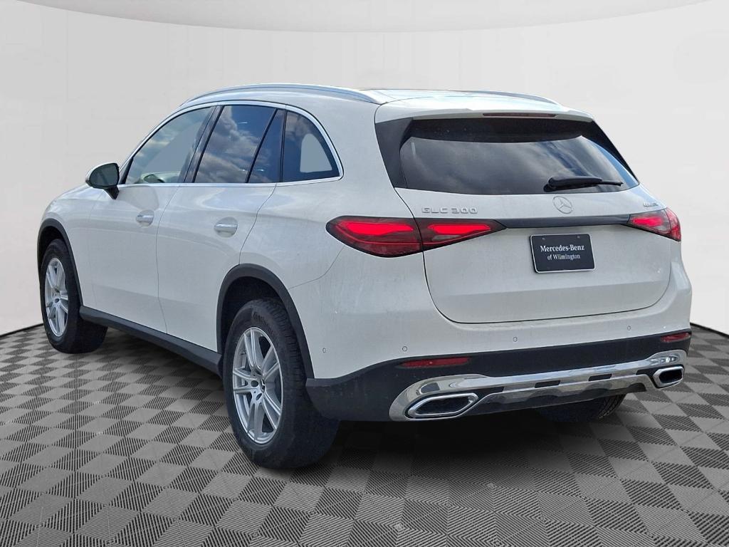 new 2025 Mercedes-Benz GLC 300 car, priced at $54,185