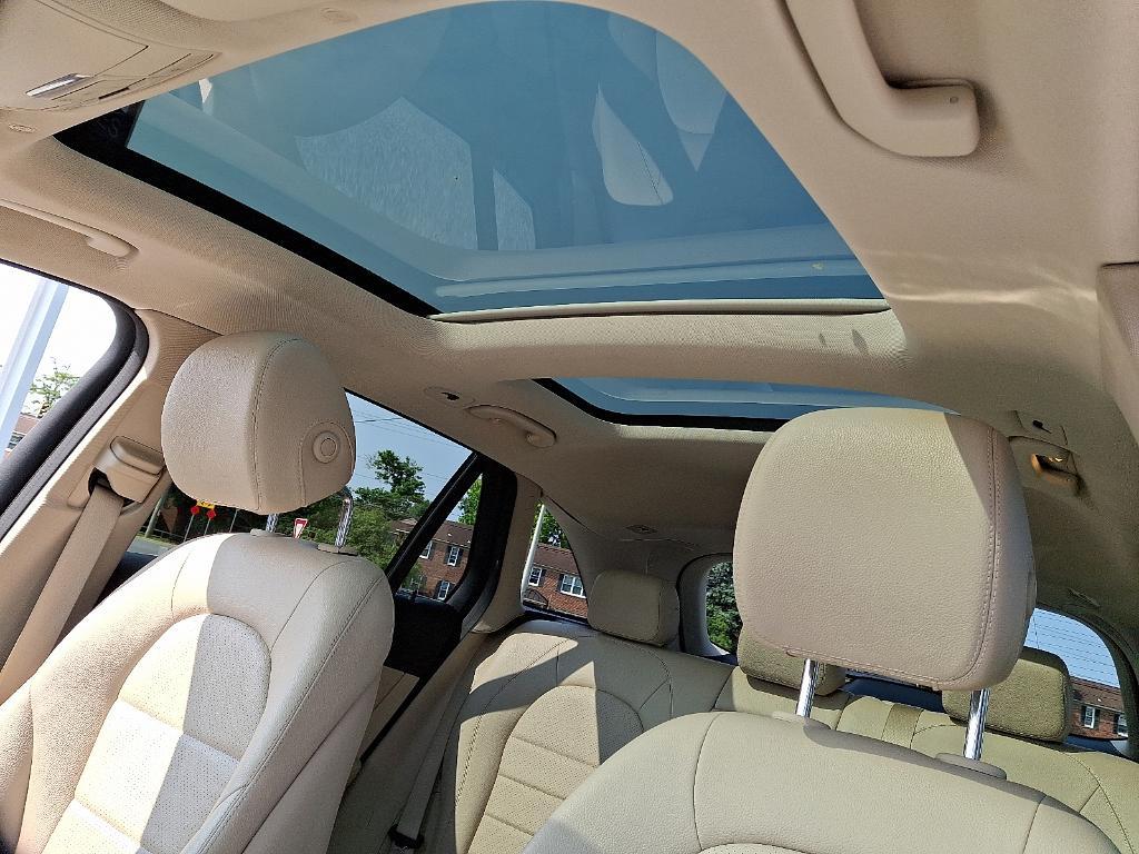 used 2022 Mercedes-Benz GLC 300 car, priced at $35,900
