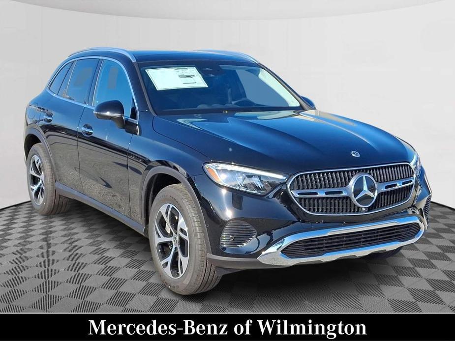 new 2025 Mercedes-Benz GLC 350e car