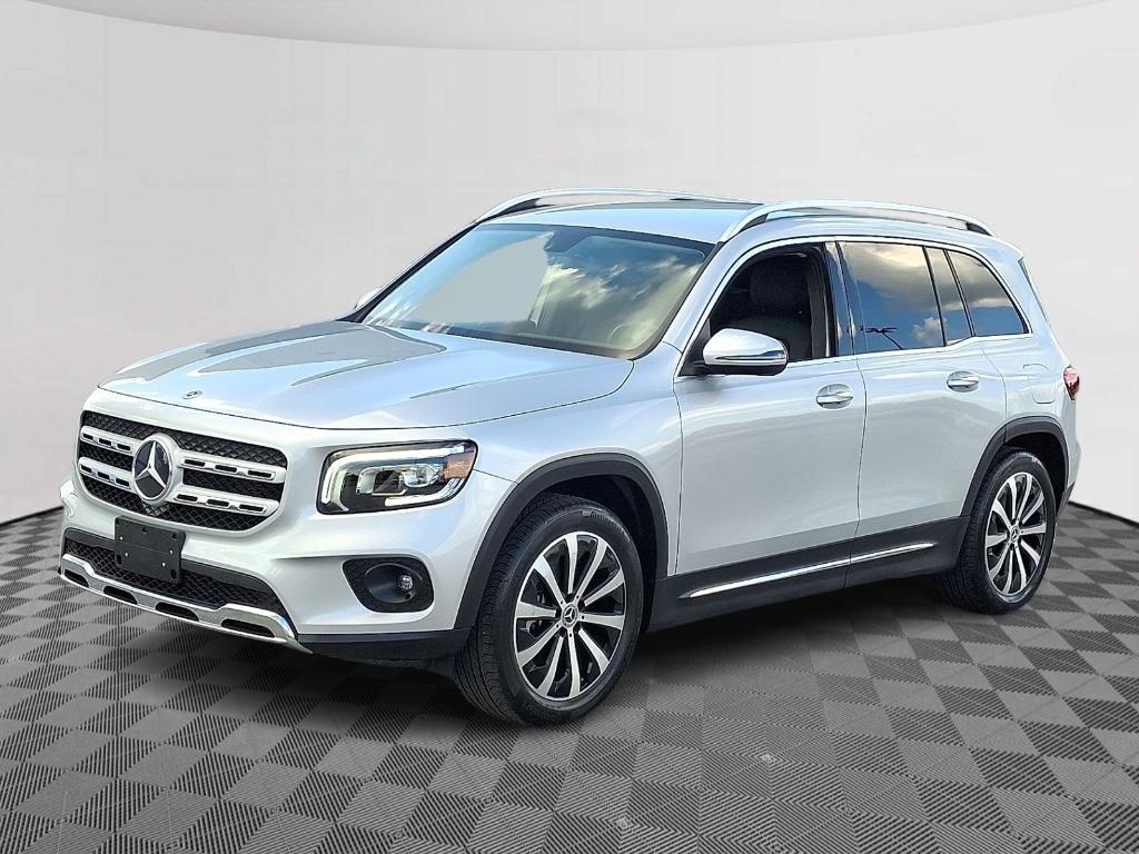 used 2022 Mercedes-Benz GLB 250 car, priced at $31,900