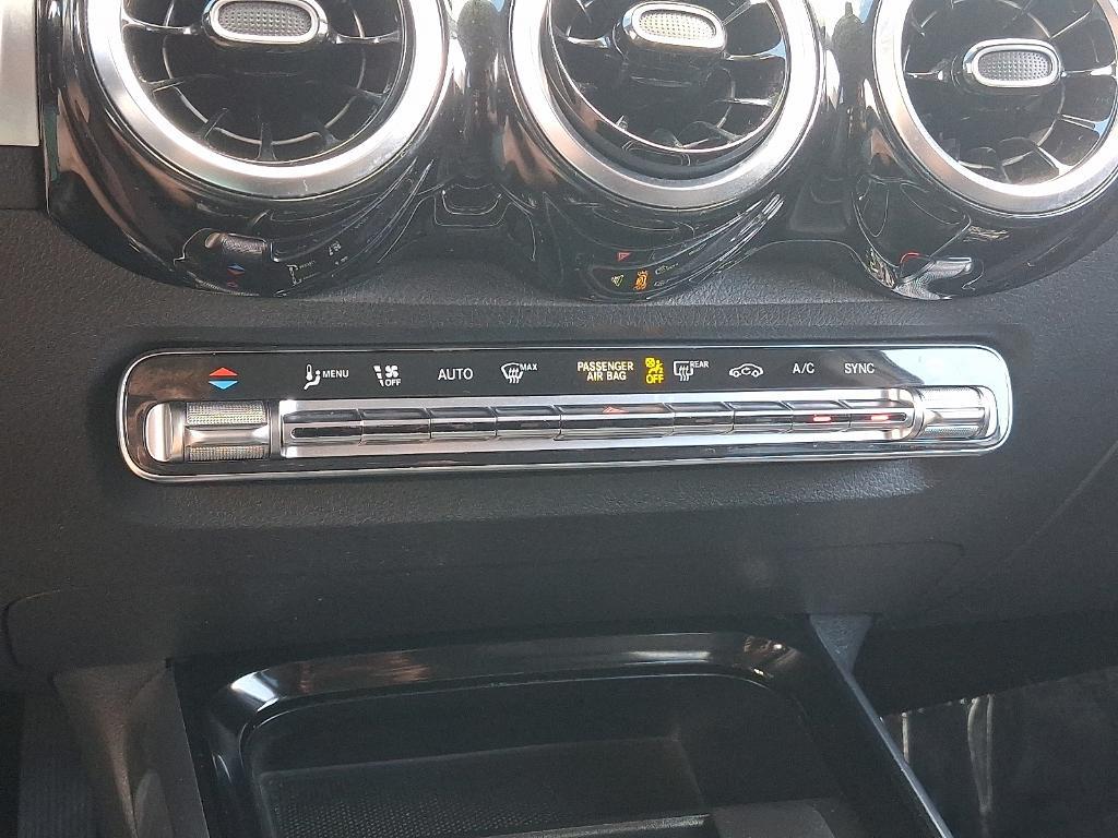 used 2022 Mercedes-Benz GLB 250 car, priced at $31,900