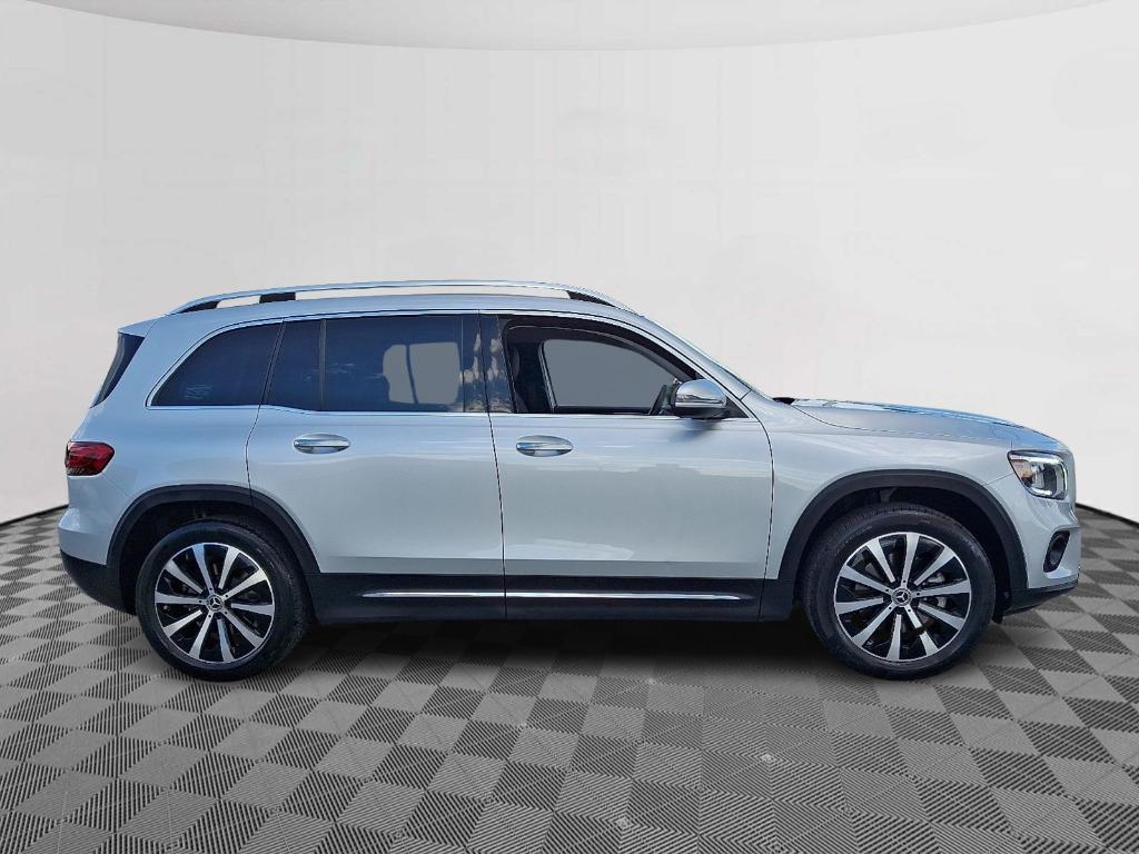 used 2022 Mercedes-Benz GLB 250 car, priced at $31,900