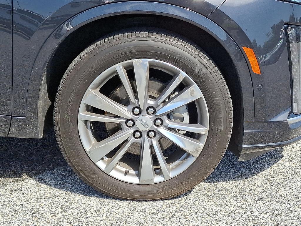 used 2020 Cadillac XT6 car, priced at $25,900