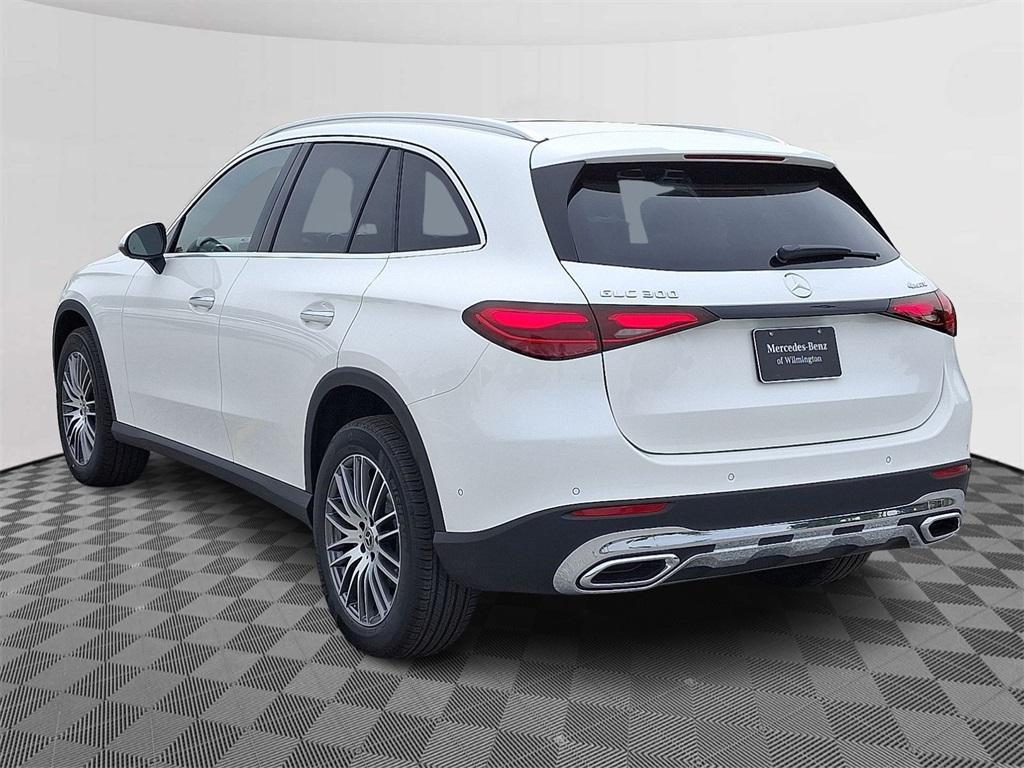 new 2025 Mercedes-Benz GLC 300 car, priced at $54,785