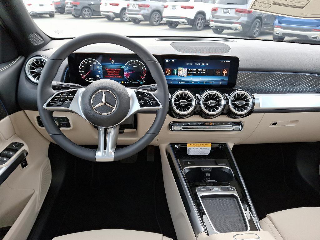 new 2025 Mercedes-Benz GLB 250 car, priced at $52,115