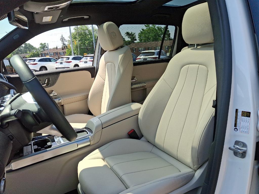 used 2025 Mercedes-Benz GLB 250 car, priced at $48,900