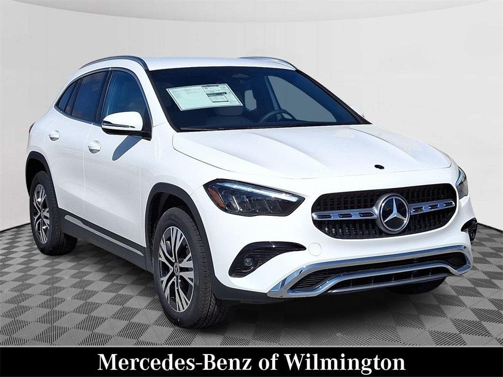 new 2025 Mercedes-Benz GLA 250 car, priced at $44,250