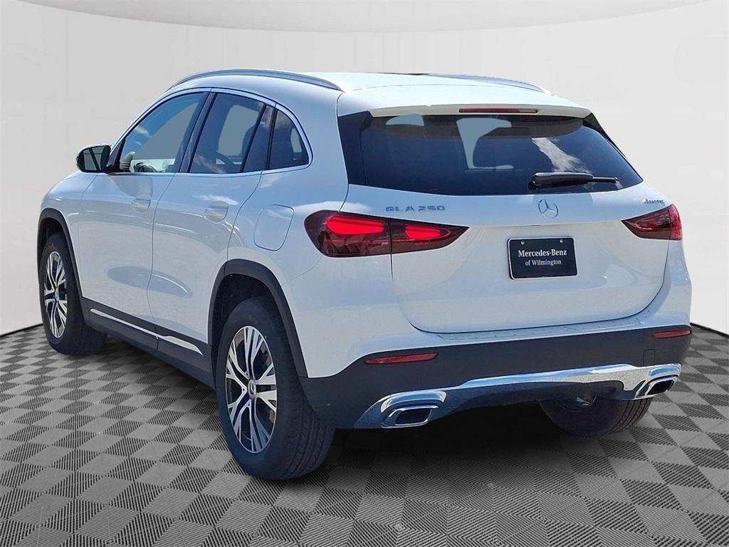 new 2025 Mercedes-Benz GLA 250 car, priced at $44,250