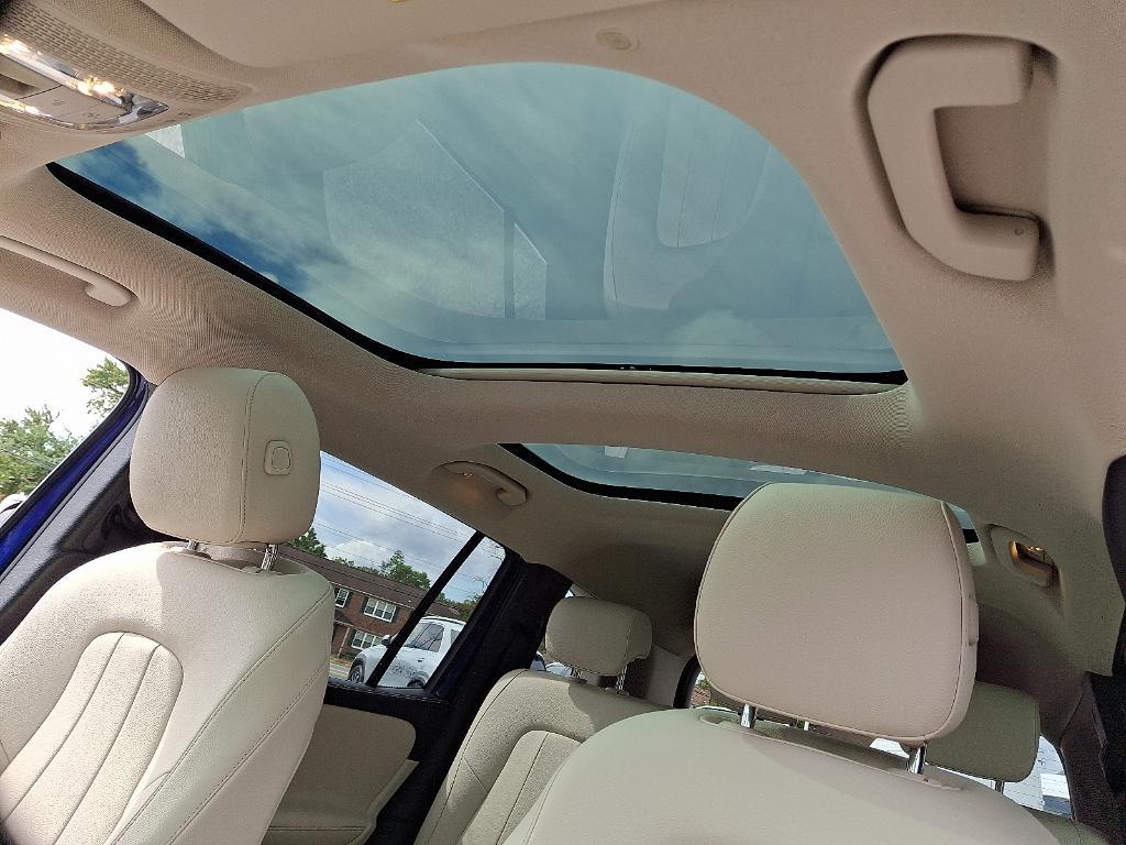 used 2023 Mercedes-Benz GLB 250 car, priced at $34,900