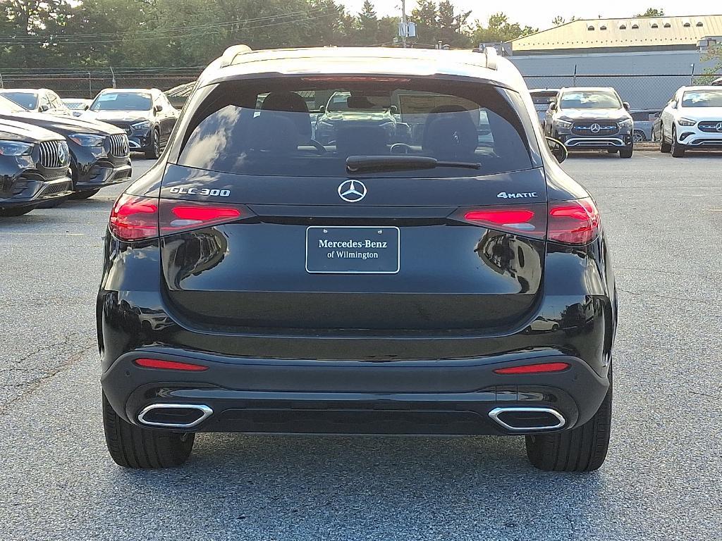 new 2025 Mercedes-Benz GLC 300 car, priced at $58,645