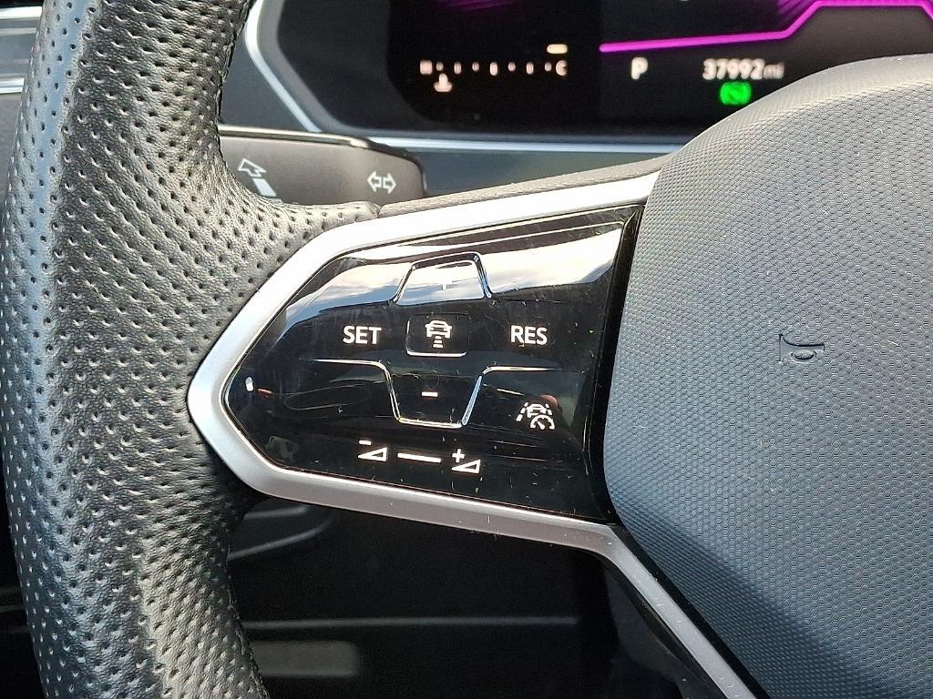 used 2023 Volkswagen Tiguan car, priced at $25,900