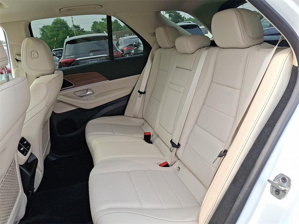 new 2025 Mercedes-Benz GLE 350 car, priced at $66,930