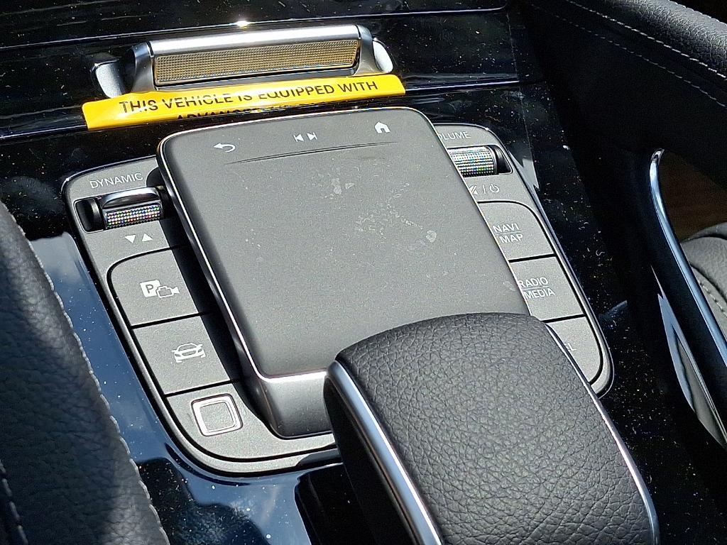 new 2025 Mercedes-Benz GLE 450 car, priced at $75,980
