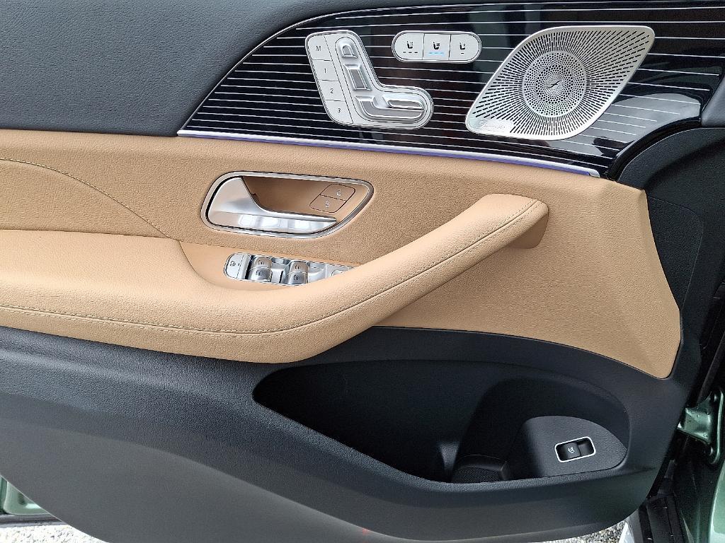 new 2025 Mercedes-Benz GLE 350 car, priced at $83,195