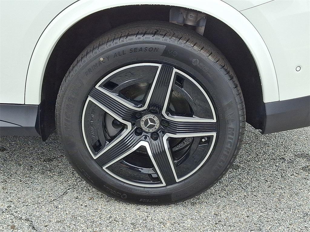 new 2025 Mercedes-Benz GLC 300 car, priced at $65,145