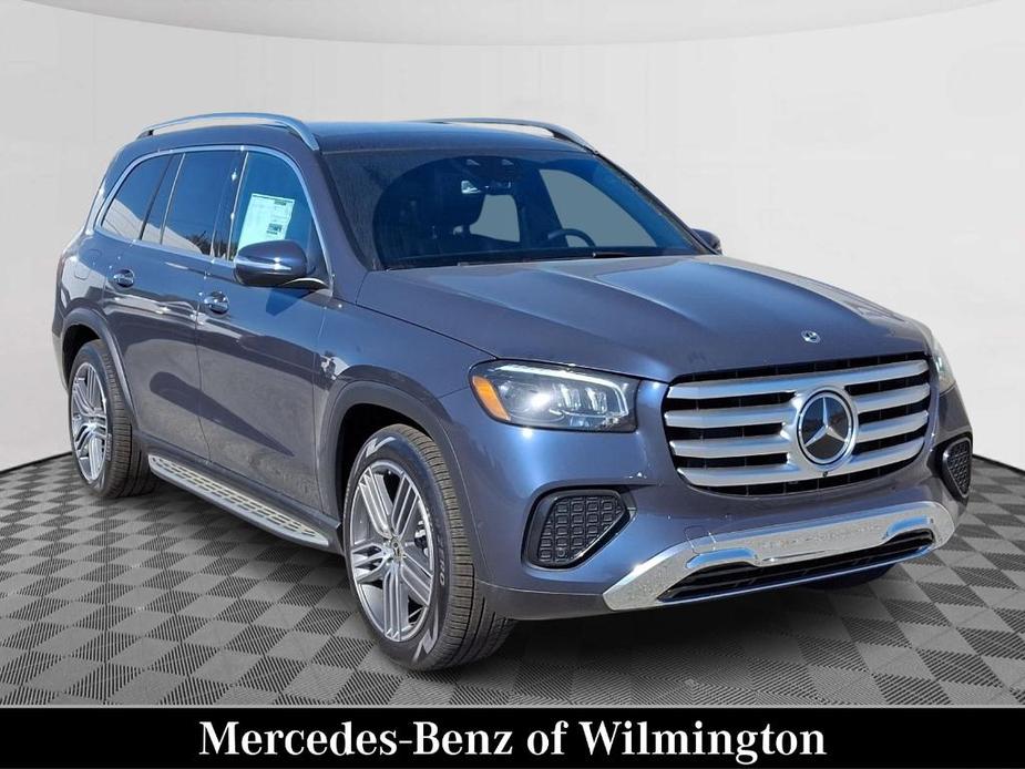 new 2025 Mercedes-Benz GLS 450 car, priced at $95,795