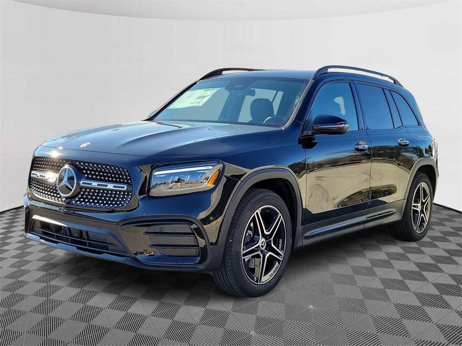 new 2024 Mercedes-Benz GLB 250 car, priced at $51,820