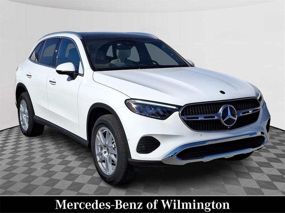 new 2025 Mercedes-Benz GLC 300 car, priced at $54,700