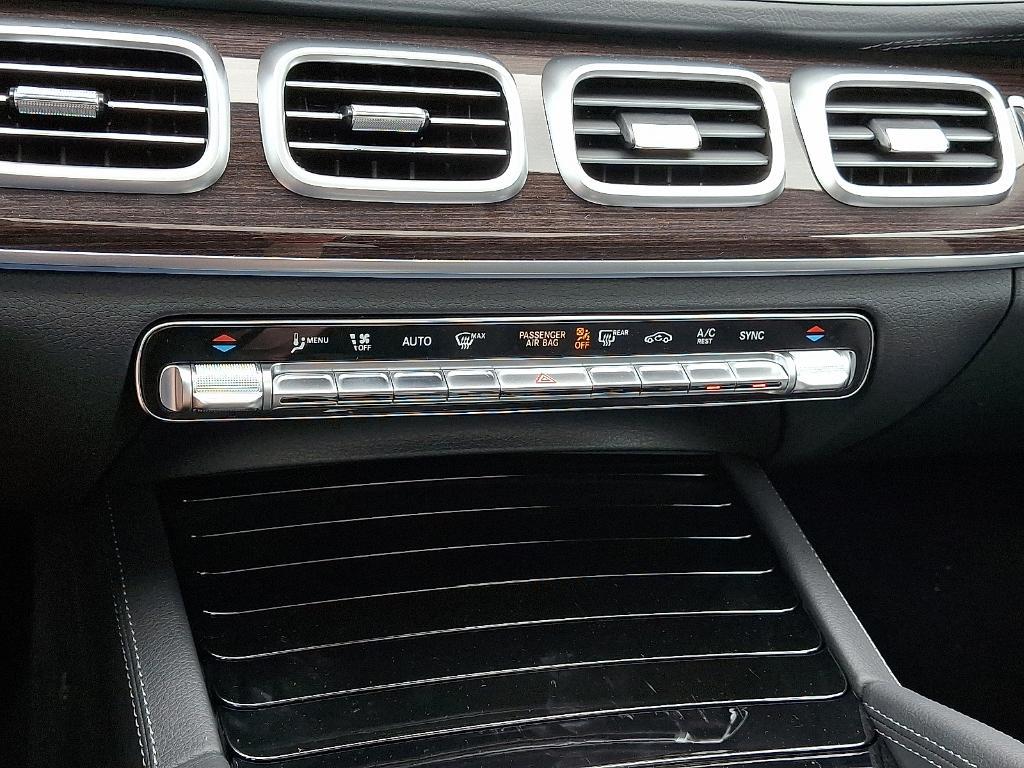 new 2025 Mercedes-Benz GLS 450 car, priced at $93,415
