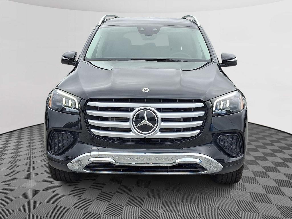 new 2025 Mercedes-Benz GLS 450 car, priced at $93,415