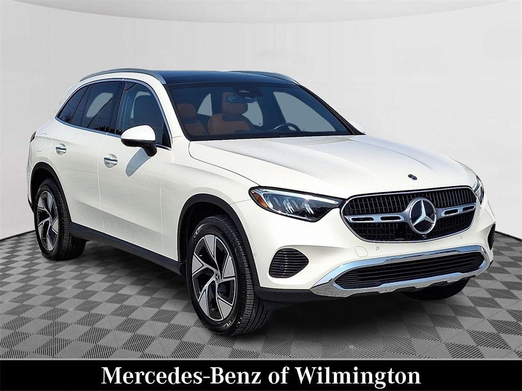 used 2023 Mercedes-Benz GLC 300 car, priced at $41,900