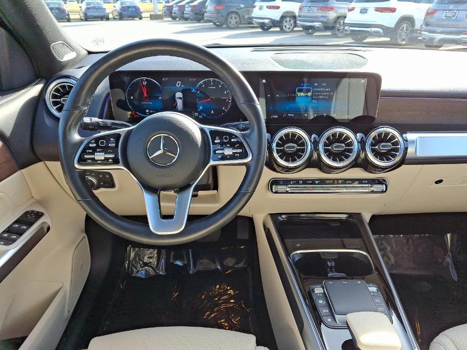 used 2022 Mercedes-Benz GLB 250 car, priced at $32,900