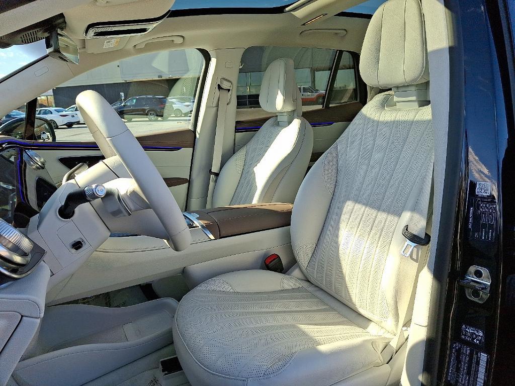 used 2023 Mercedes-Benz EQS 580 car, priced at $61,900