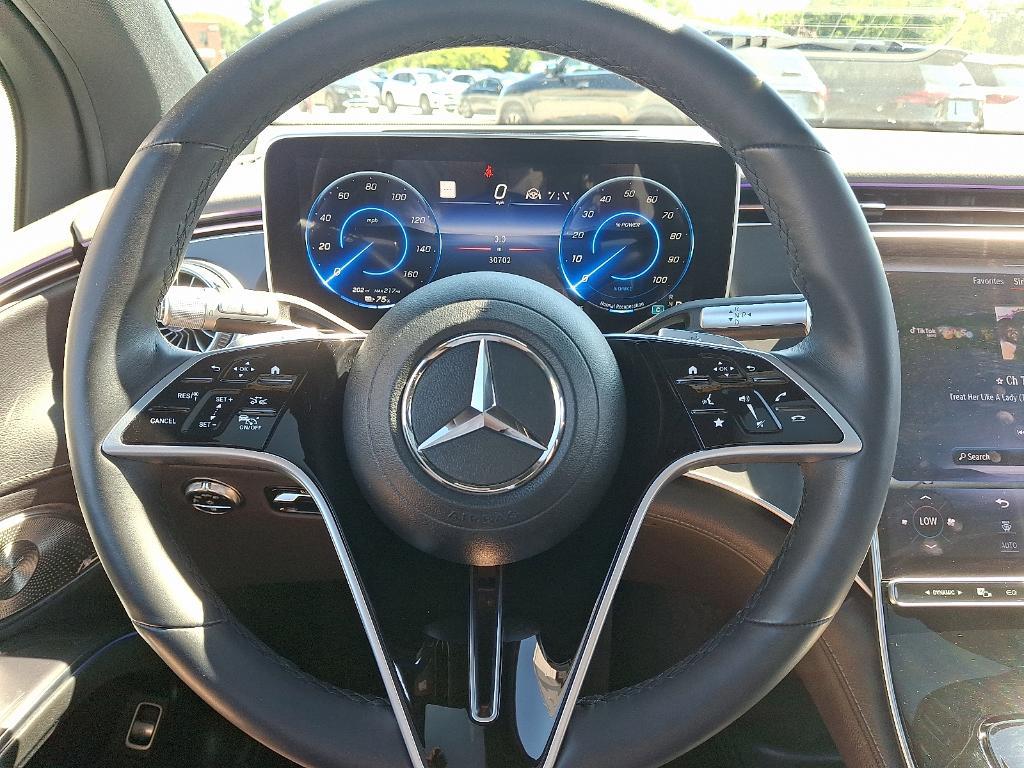used 2023 Mercedes-Benz EQS 450 car, priced at $48,900