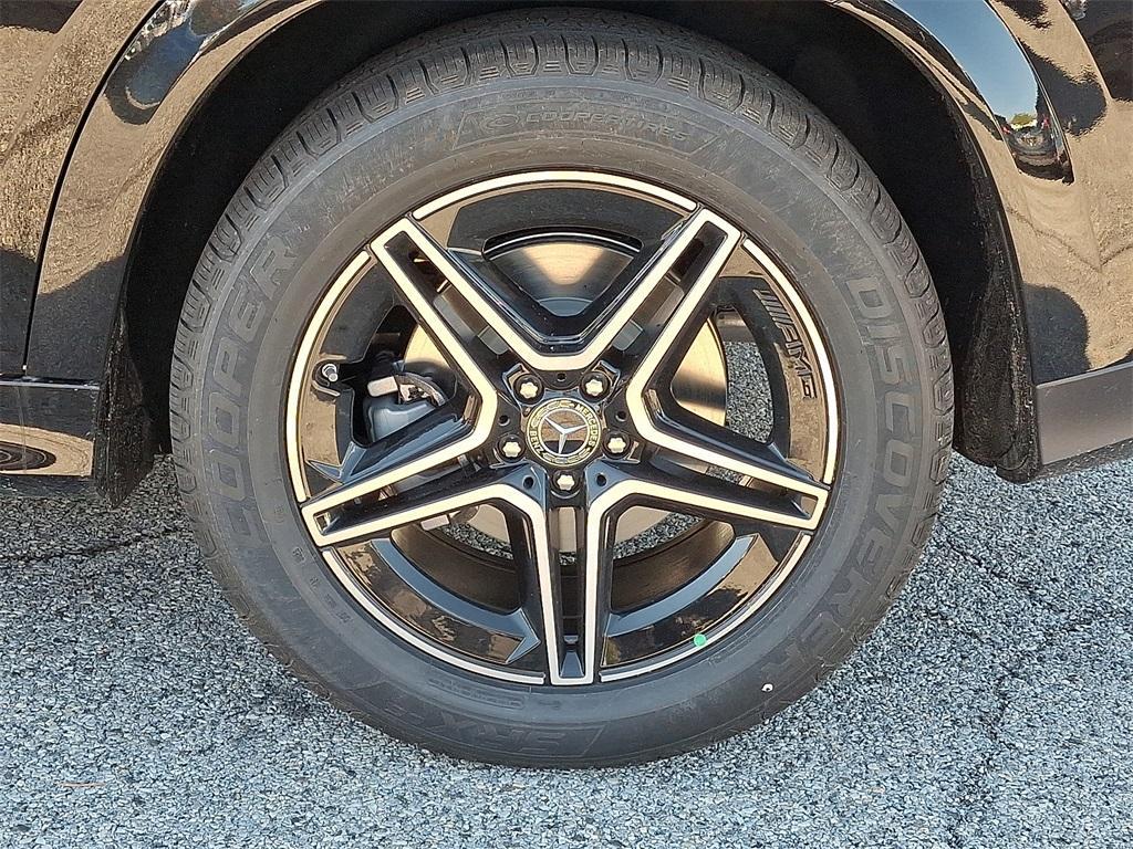 new 2026 Mercedes-Benz GLE 450 car, priced at $81,685