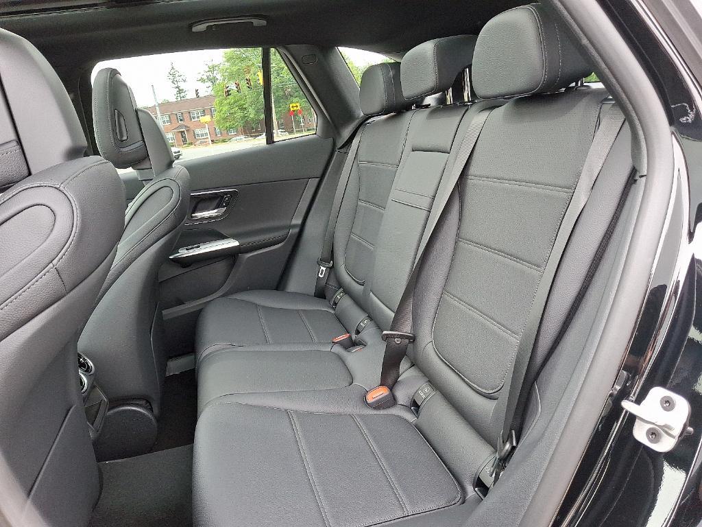 new 2025 Mercedes-Benz GLC 300 car, priced at $54,985