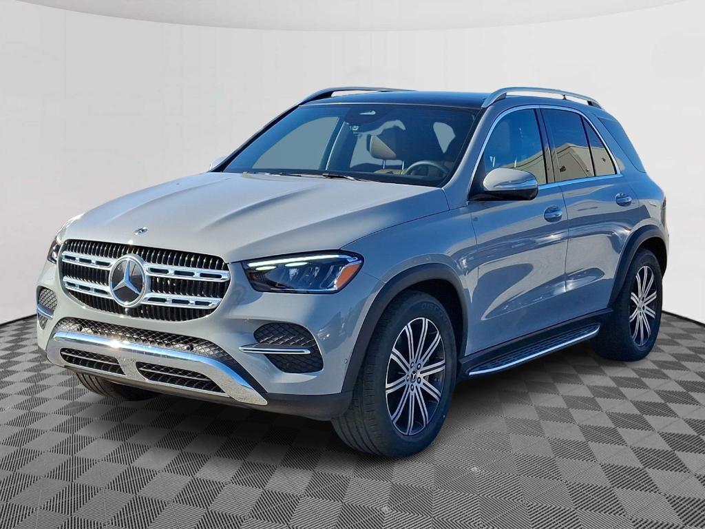 new 2025 Mercedes-Benz GLE 450 car, priced at $79,065