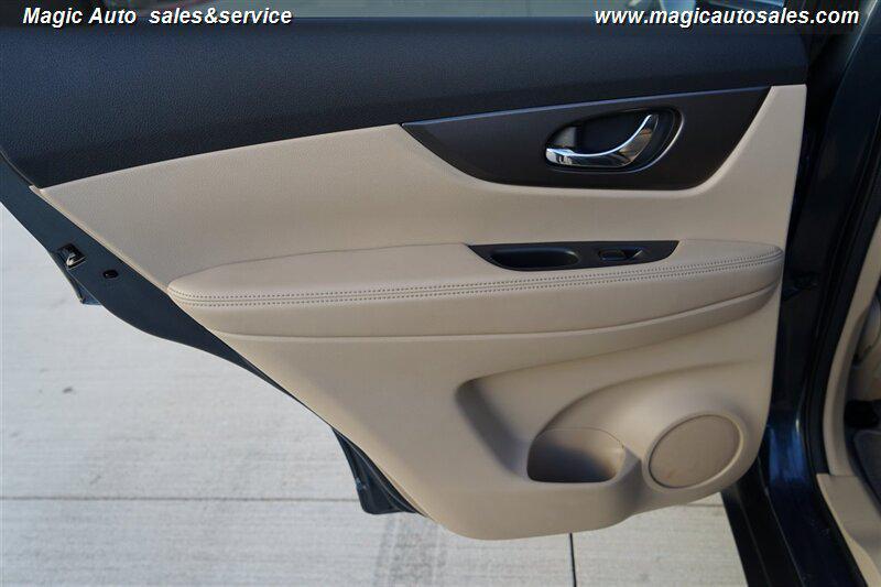 used 2014 Nissan Rogue car, priced at $10,950