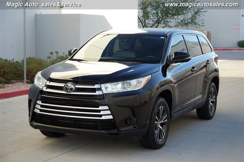 used 2019 Toyota Highlander car, priced at $20,450