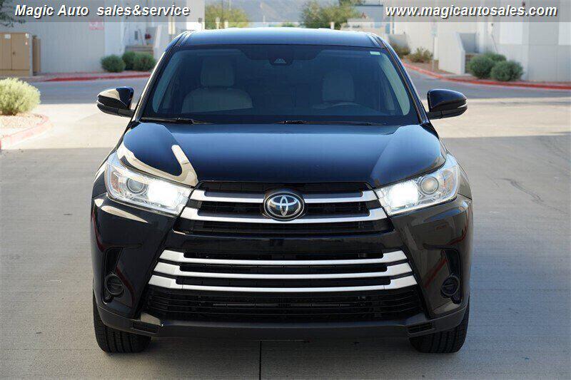 used 2019 Toyota Highlander car, priced at $19,990