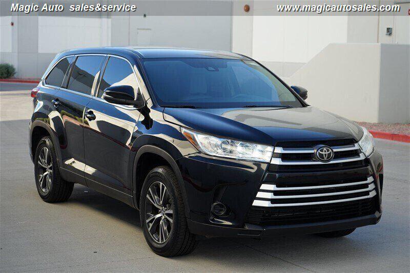 used 2019 Toyota Highlander car, priced at $19,990