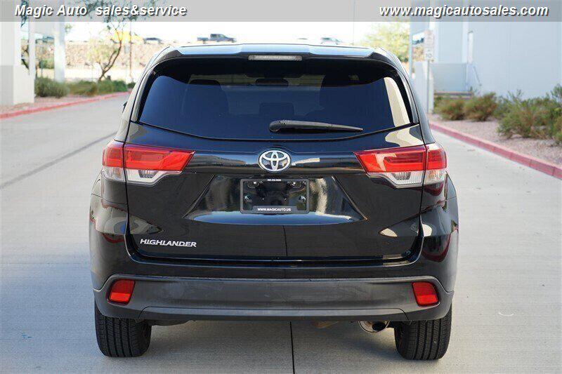 used 2019 Toyota Highlander car, priced at $19,990