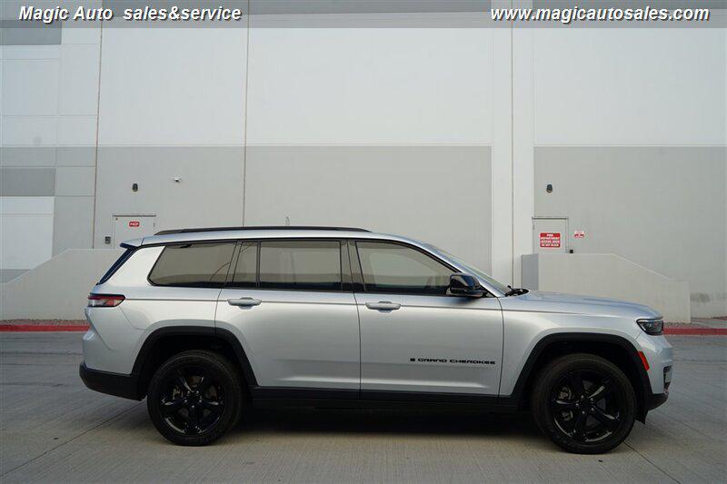 used 2023 Jeep Grand Cherokee L car, priced at $27,990