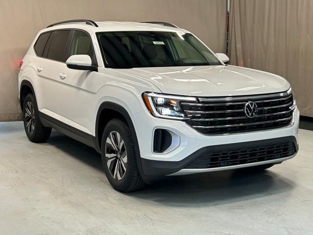 new 2024 Volkswagen Atlas car, priced at $40,289