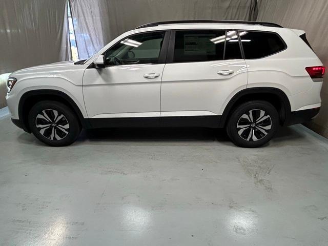 new 2024 Volkswagen Atlas car, priced at $40,289