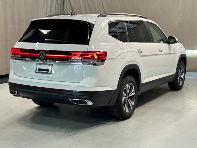 new 2024 Volkswagen Atlas car, priced at $40,289